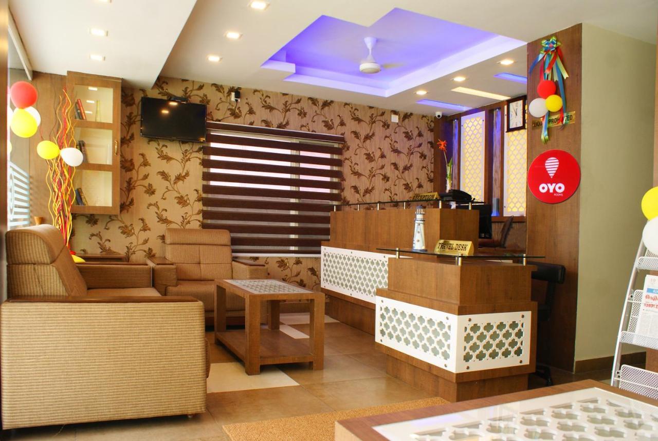 Collection O 8267 Galaxy Inn Коччи Экстерьер фото
