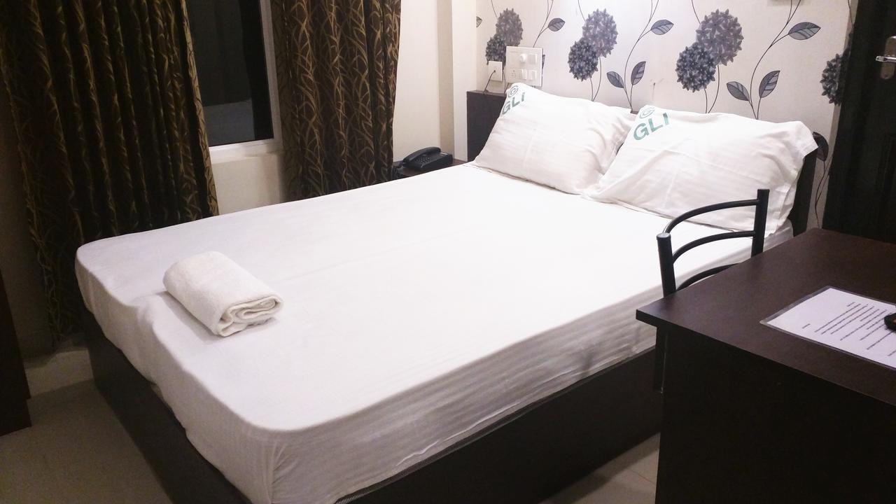 Collection O 8267 Galaxy Inn Коччи Экстерьер фото